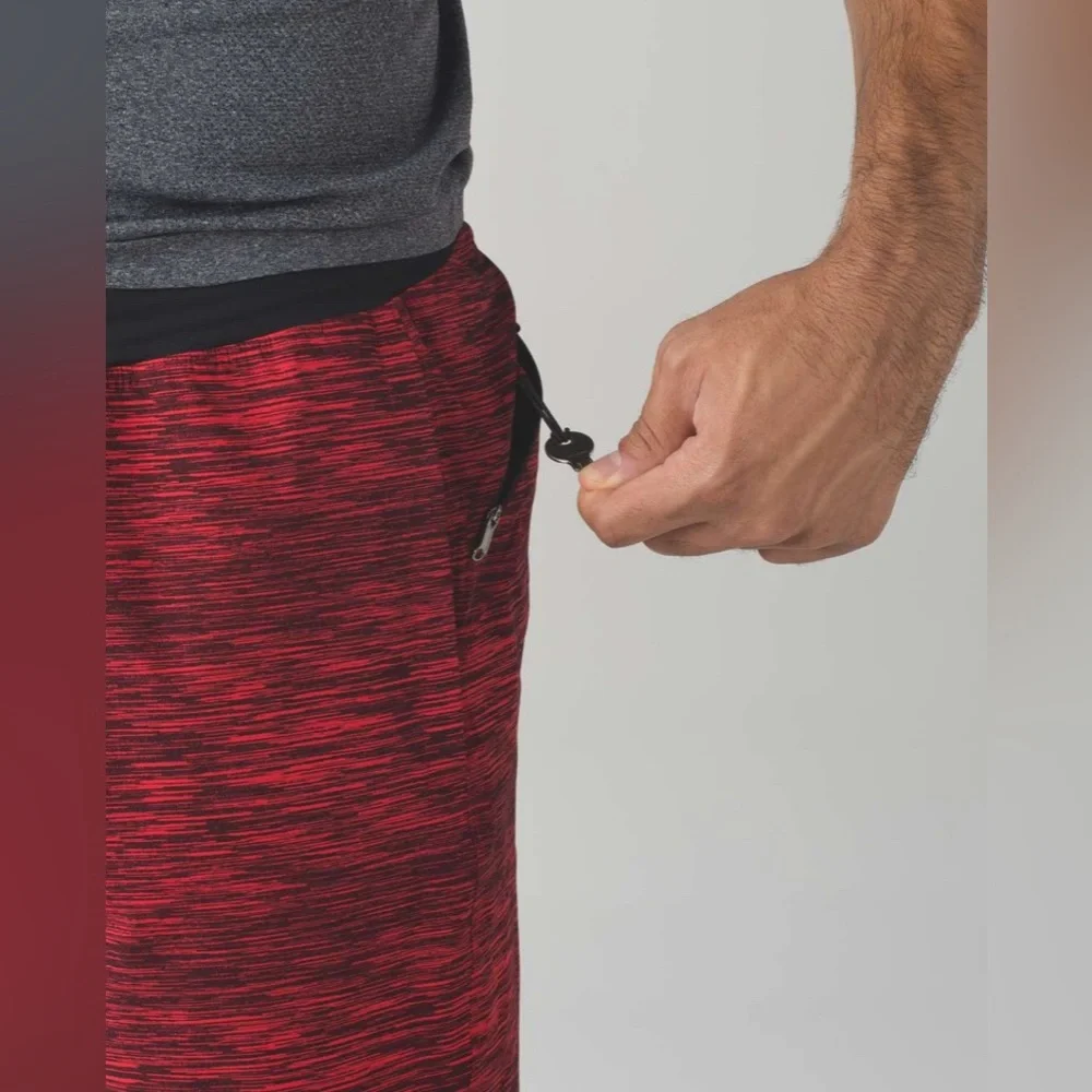 Lululemon Assert Short 9” Tactic Static Lulu Red Black Cherry Black Men's Shorts